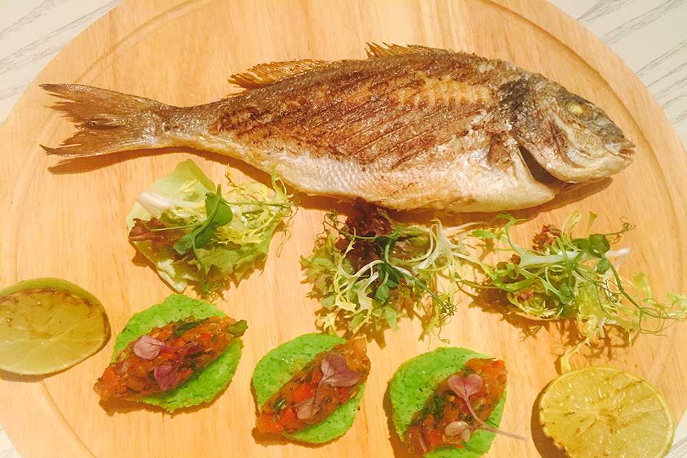 Рыба дорада в рационе и культуре испанцев